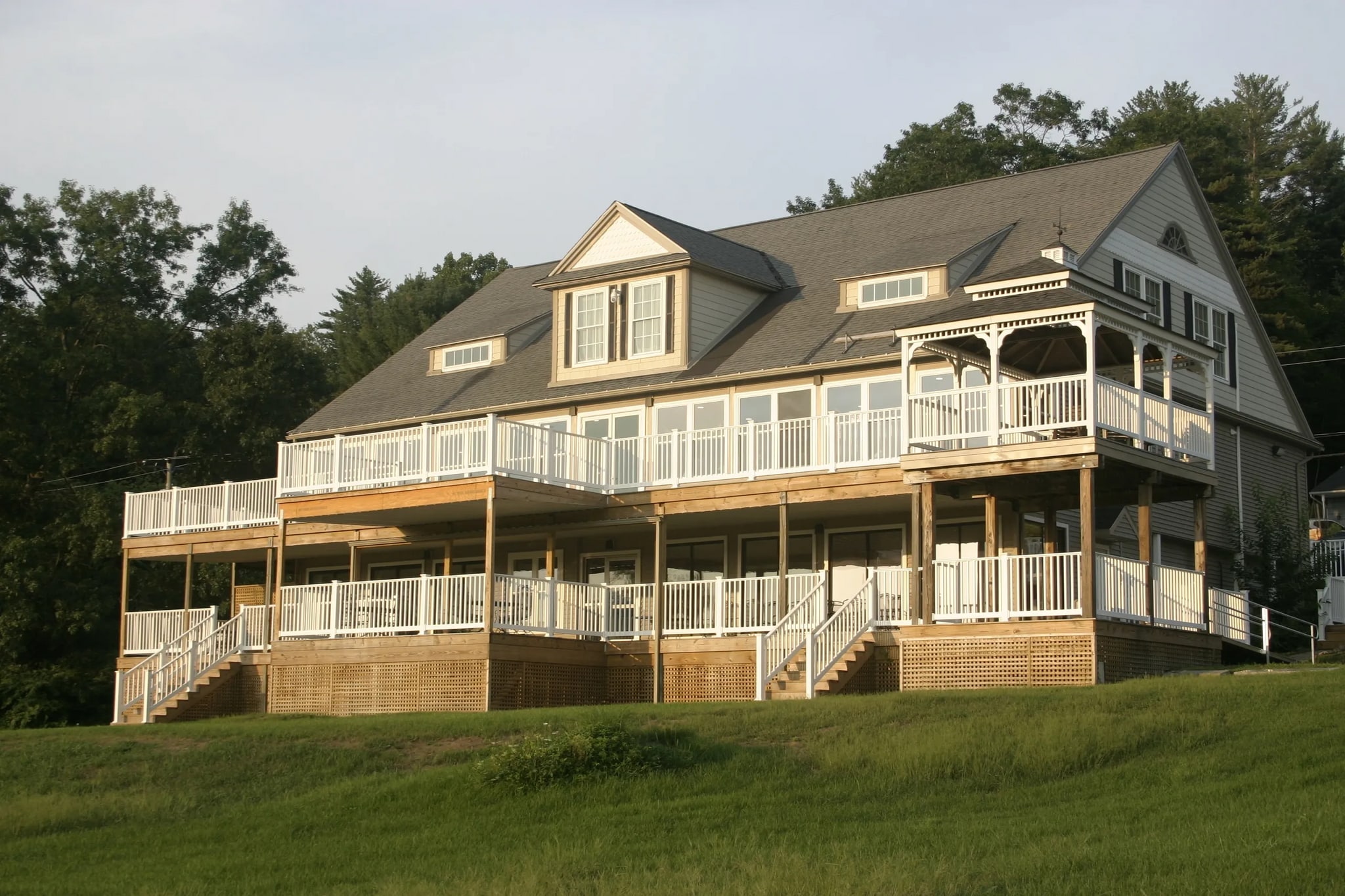 321 Prospect St, Franklin, NH for sale Primary Photo- Image 1 of 12