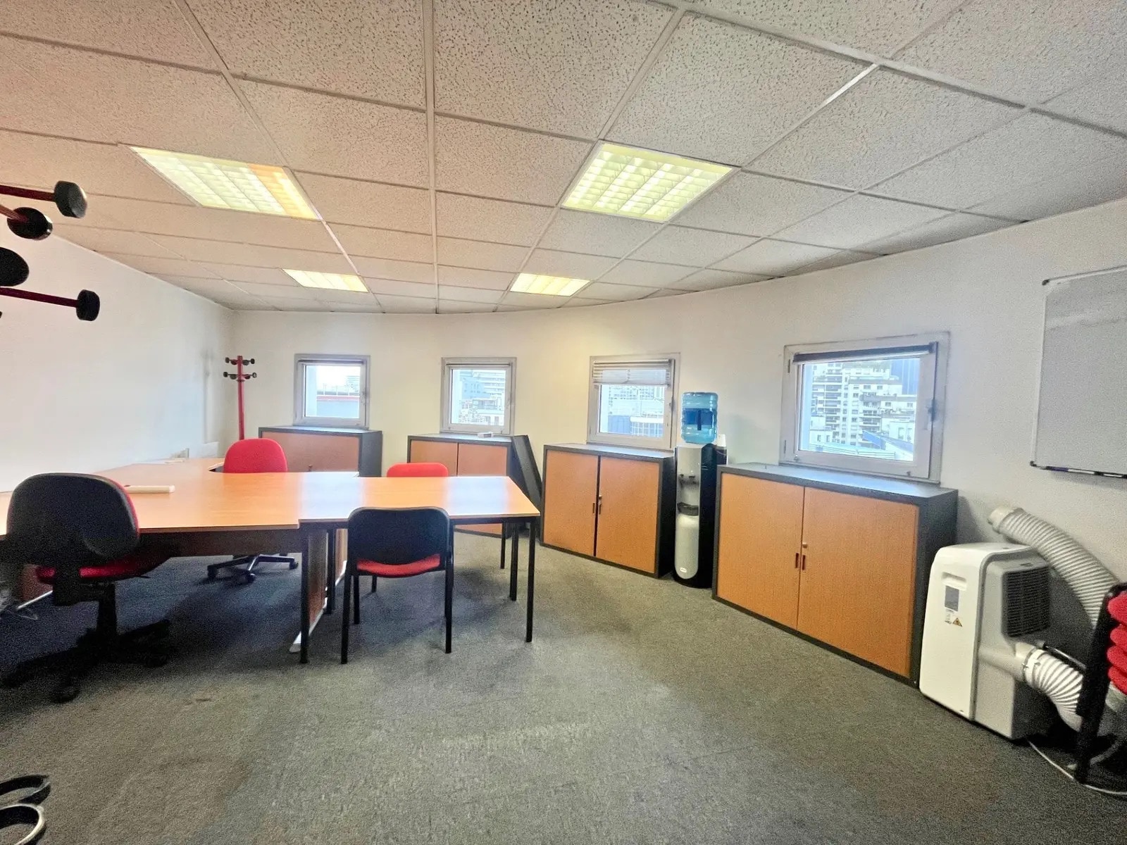 Bureau dans Paris à louer Photo intérieure- Image 1 de 6