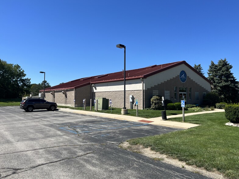 3240 Briarfield Blvd, Maumee, OH for lease - Building Photo - Image 2 of 15