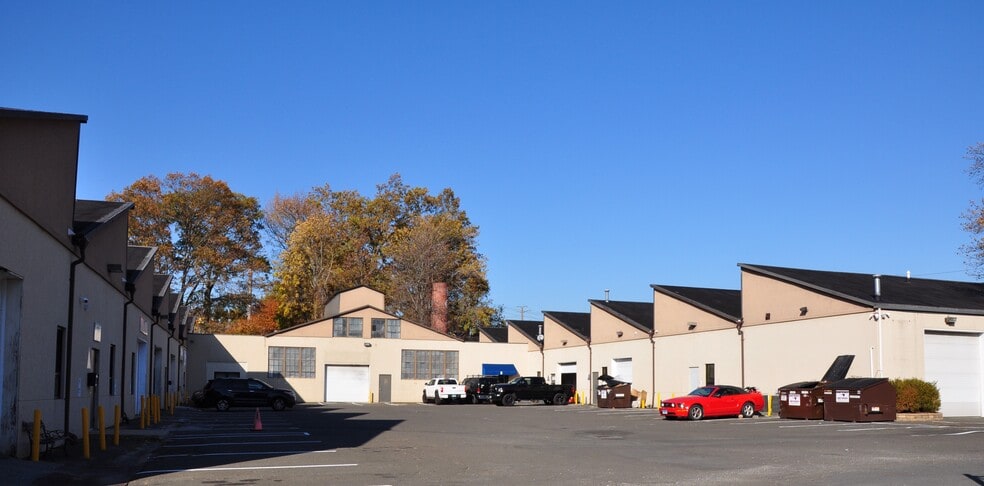 1 Barry Pl, Stamford, CT for lease - Building Photo - Image 2 of 7