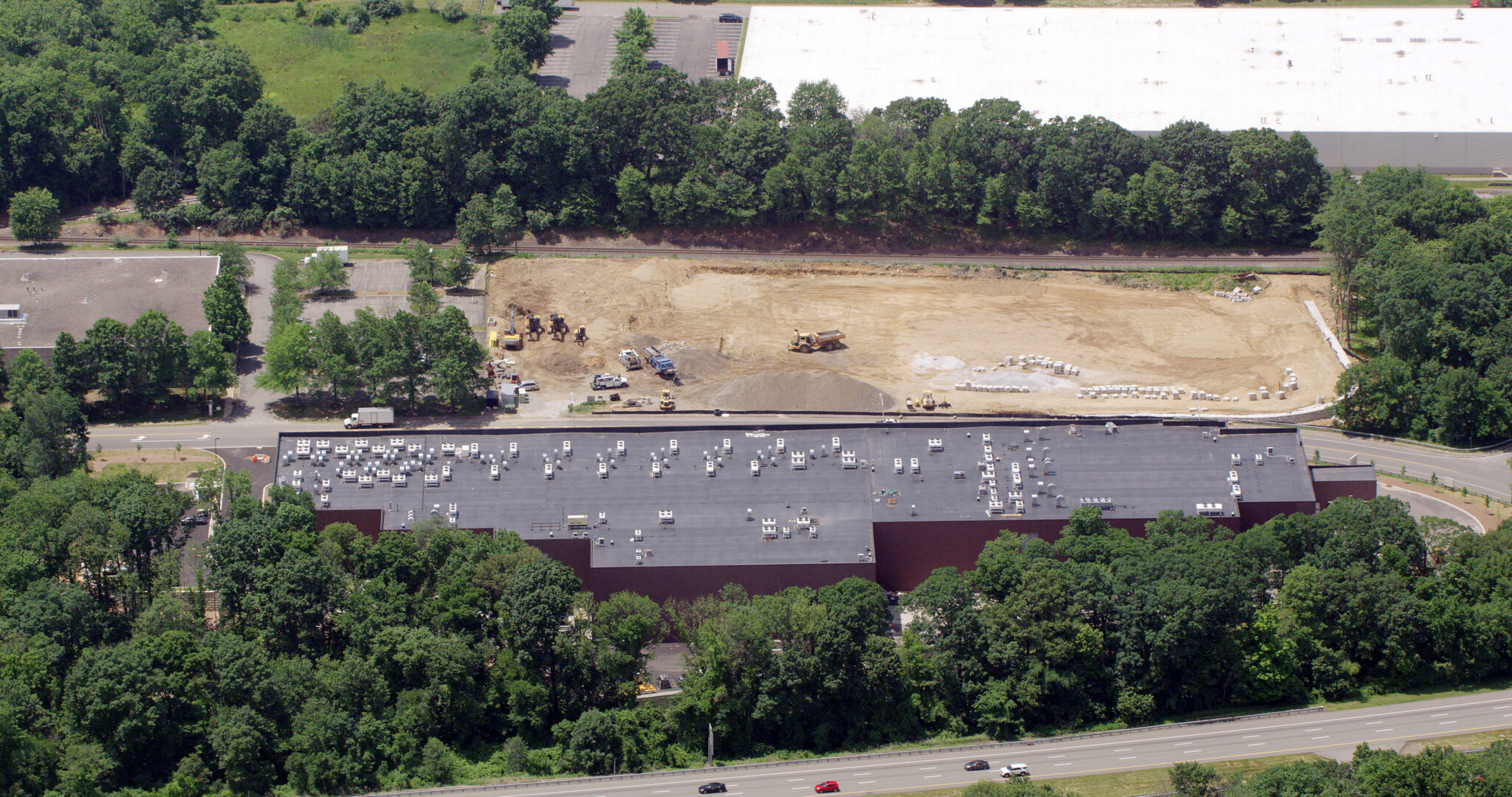 700 International Dr, Mount Olive, NJ for sale Primary Photo- Image 1 of 1