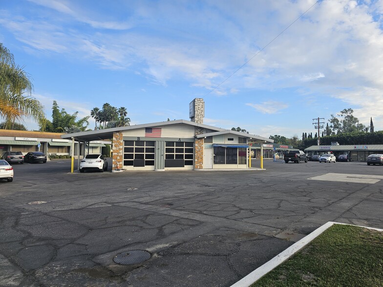 1540-1546 Harbor Blvd, Fullerton, CA for lease - Building Photo - Image 3 of 21