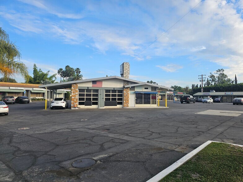 1540-1546 Harbor Blvd, Fullerton, CA à louer - Photo du bâtiment - Image 3 de 21