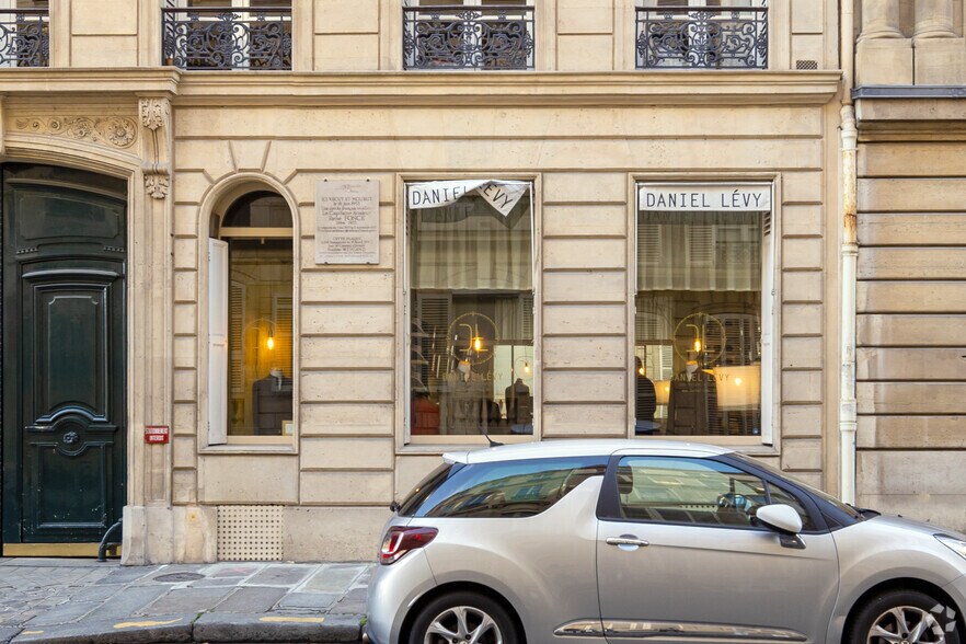 3 Rue Du Cirque, Paris for lease - Building Photo - Image 2 of 2