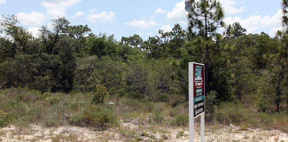 2032 Highway 87 S, Navarre, FL à vendre - Photo du bâtiment - Image 2 de 4