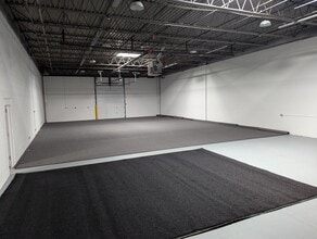 901 E Orchard St, Mundelein, IL for lease Interior Photo- Image 2 of 12