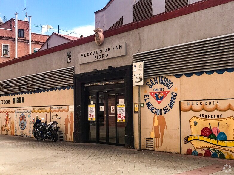 Calle de San Braulio, 2, Madrid, Madrid à louer - Photo du bâtiment - Image 3 de 3