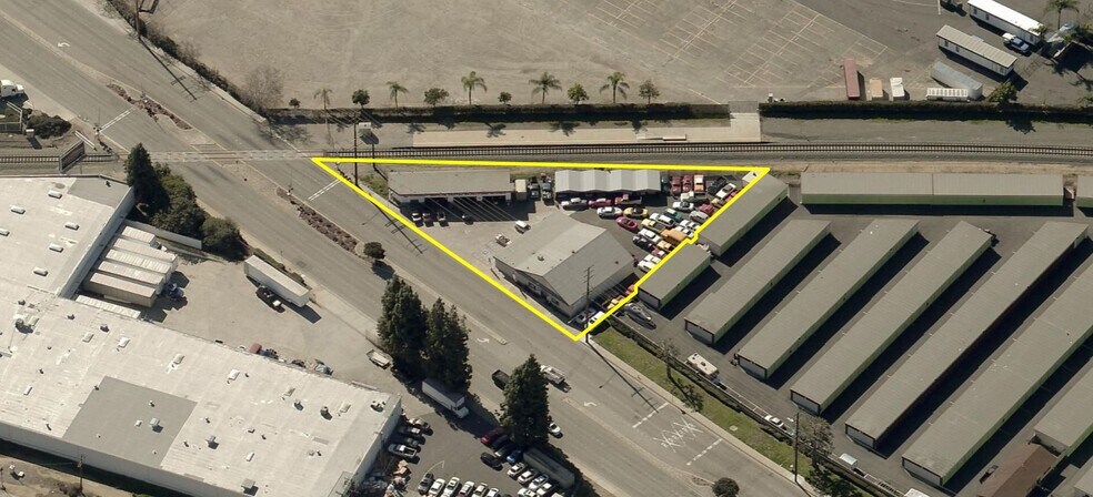 2282 Arrow Hwy, La Verne, CA à louer - Photo du bâtiment - Image 1 de 1
