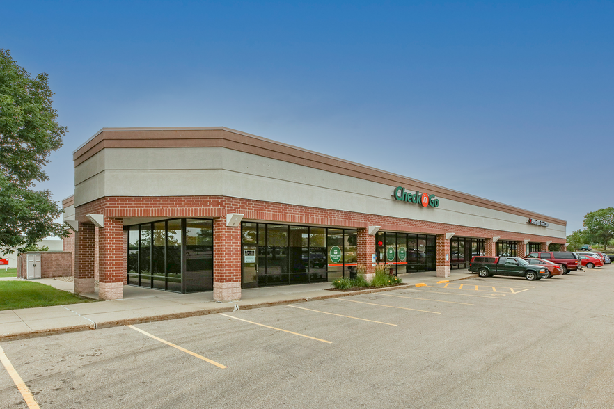 2101-2111 Zeier Rd, Madison, WI for lease - Building Photo - Image 3 of 7