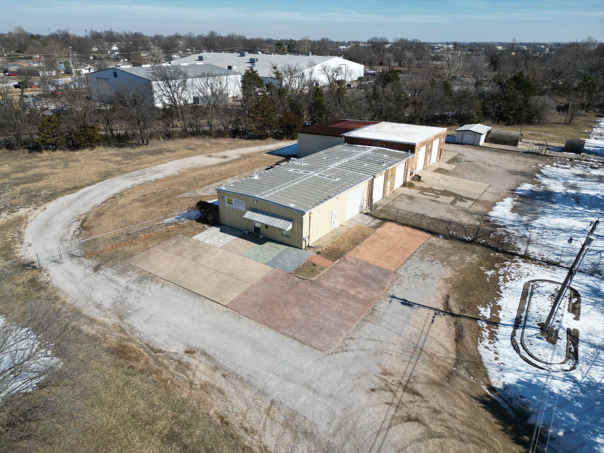 400 E Jackson St, Broken Arrow, OK for lease Primary Photo- Image 1 of 40