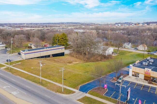 More details for 403 S Lincolnway, North Aurora, IL - Land for Sale