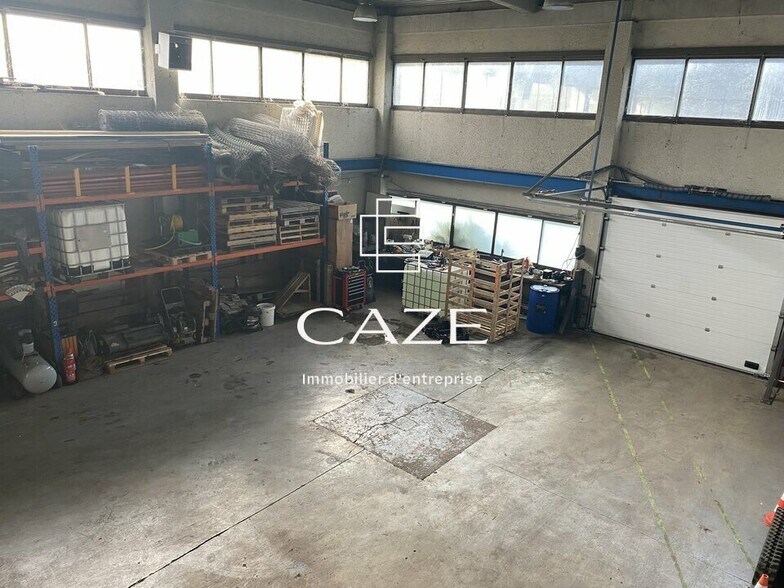 Flex in Mérignac for lease - Interior Photo - Image 2 of 6