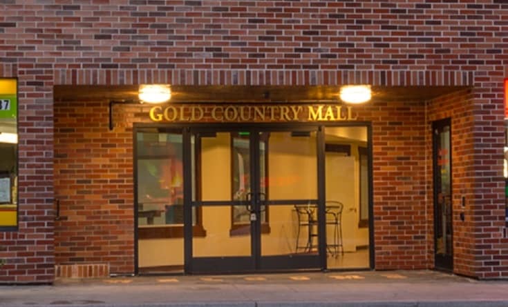 882-886 Lincoln Way, Auburn, CA for lease - Building Photo - Image 2 of 3