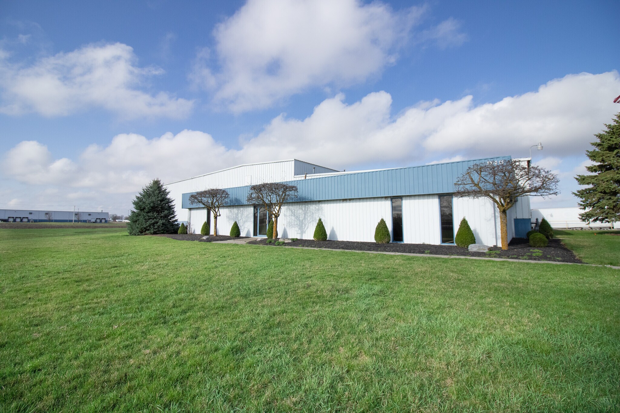 946 S State Road 32, Union City, IN à louer Photo du bâtiment- Image 1 de 26