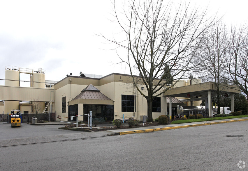 19550 SW 97th Ave, Tualatin, OR for lease - Building Photo - Image 1 of 4