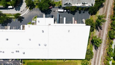 4200 N 29th Ave, Hollywood, FL à louer Photo du bâtiment- Image 2 de 2