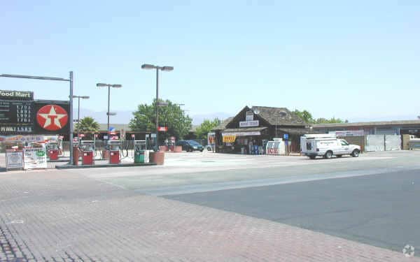 2469 S San Jacinto Ave, San Jacinto, CA for sale Building Photo- Image 1 of 12