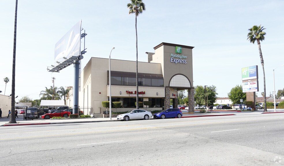 3500 E Colorado Blvd, PASADENA, CA for sale - Building Photo - Image 3 of 4