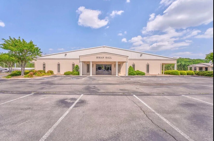 2203 S Dixie Hwy, Dalton, GA à vendre Photo du bâtiment- Image 1 de 2