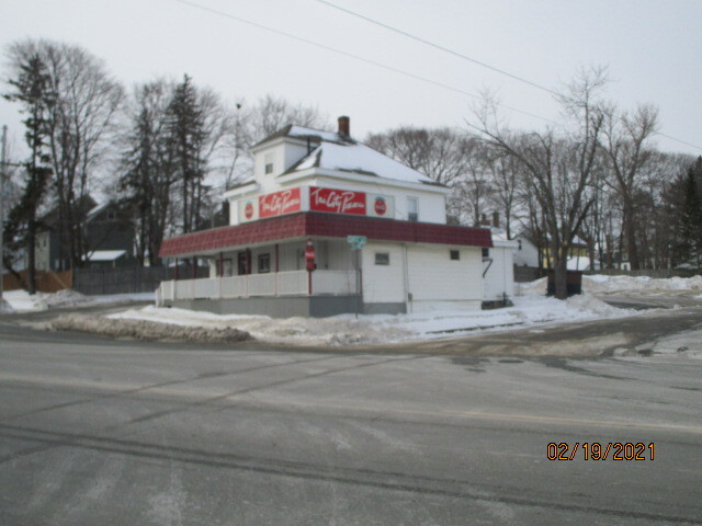 422 Center St, Bangor, ME à vendre - Autre - Image 1 de 1