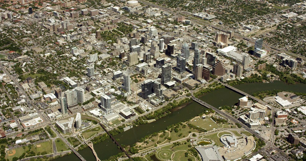 200 W 6th St, Austin, TX à louer - Aérien - Image 3 de 17