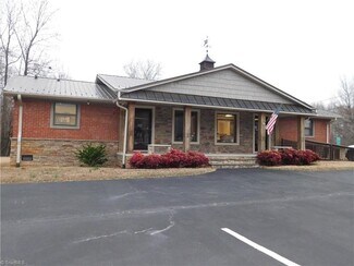 Plus de détails pour 4219 Meadowbrook View Rd, Thomasville, NC - Bureau à vendre