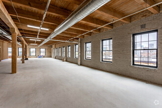 501 1st Ave NE, Minneapolis, MN for lease Interior Photo- Image 1 of 3