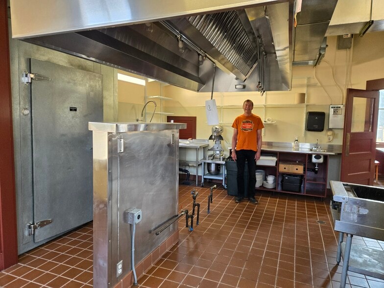 801 Milwaukee Rd, South Cle Elum, WA for lease - Building Photo - Image 3 of 5