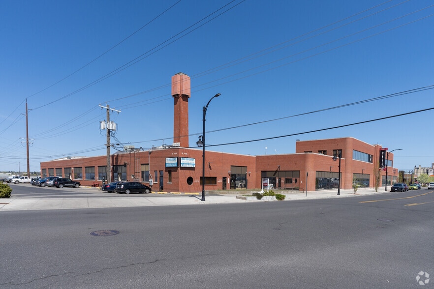 715 E Sprague Ave, Spokane, WA for lease - Building Photo - Image 2 of 5