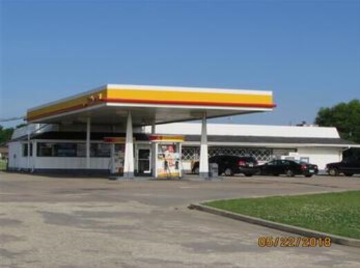 Oklahoma Convenience Stores portfolio of 2 properties for sale on LoopNet.ca Primary Photo- Image 1 of 2