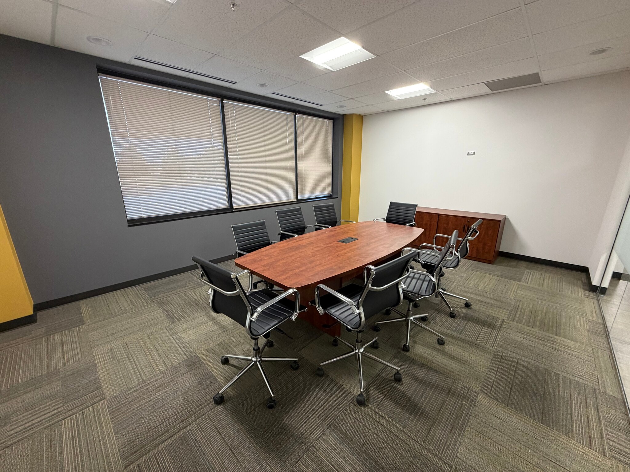 6377 S Revere Pky, Centennial, CO for lease Interior Photo- Image 1 of 4