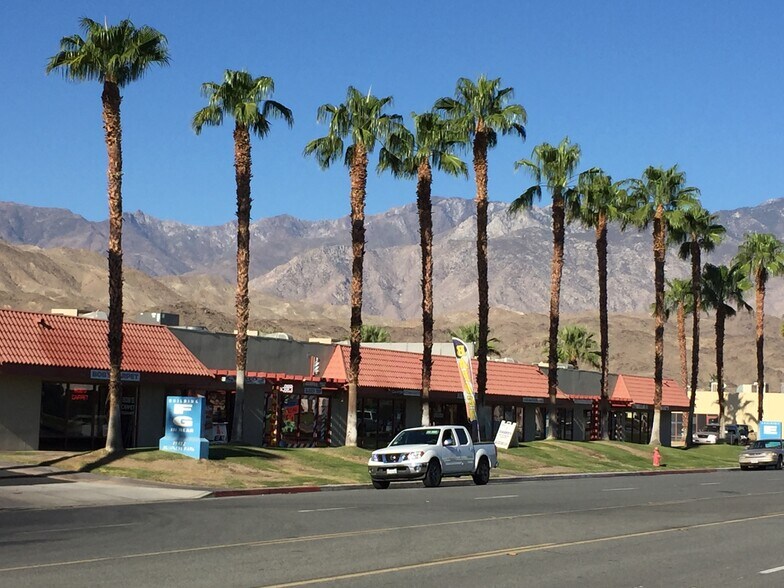 68733 Perez Rd, Cathedral City, CA à louer - Photo du bâtiment - Image 2 de 6