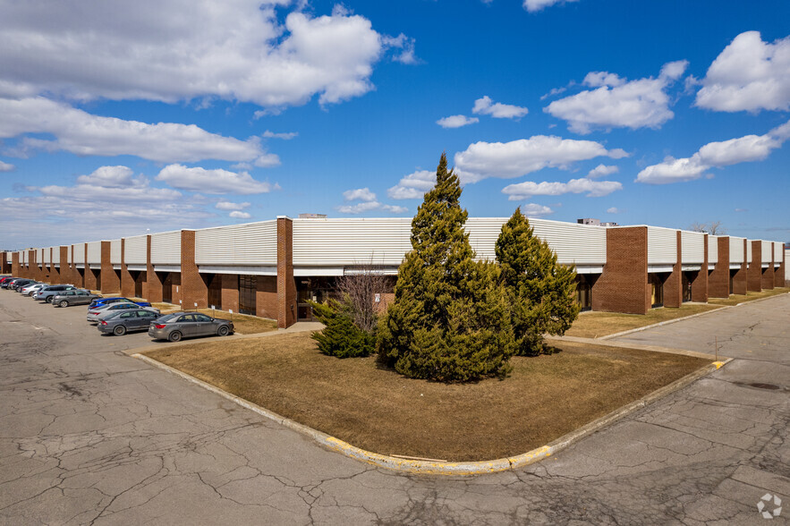 1520-1660 Ave 55th, Montréal, QC à louer - Photo principale - Image 1 de 6