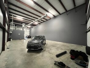 430 Haynie Ave, Nashville, TN for lease Interior Photo- Image 2 of 10