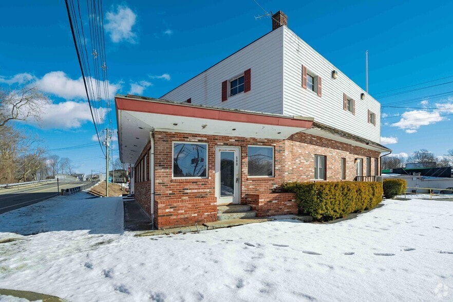 500 Maplewood Ave, Portsmouth, NH à louer - Photo du bâtiment - Image 2 de 6
