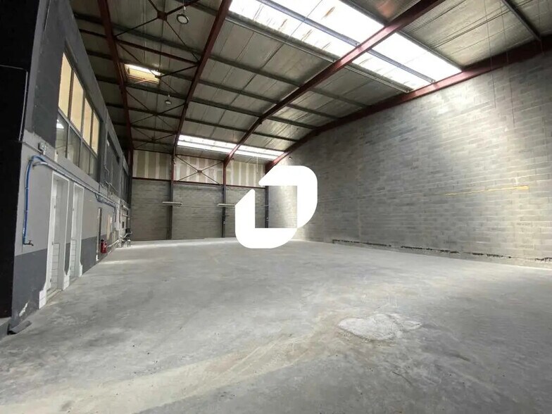 8 Rue D'Ingril, Sète for lease - Interior Photo - Image 1 of 8