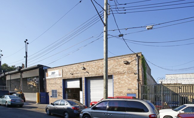 Plus de détails pour 760 E 96th St, Brooklyn, NY - Industriel à louer