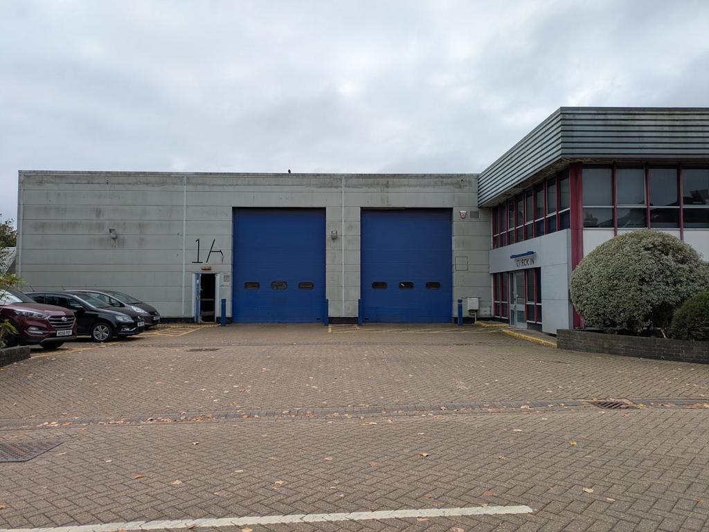 Walnut Tree Clos, Guildford for lease Building Photo- Image 1 of 6