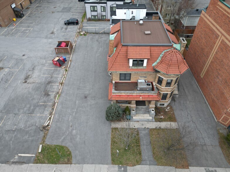 307 Gilmour St, Ottawa, ON à vendre - Photo du bâtiment - Image 3 de 40