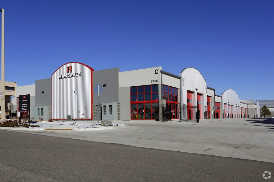 13303 E Adam Aircraft Cir, Englewood, CO à vendre - Photo du bâtiment - Image 2 de 5