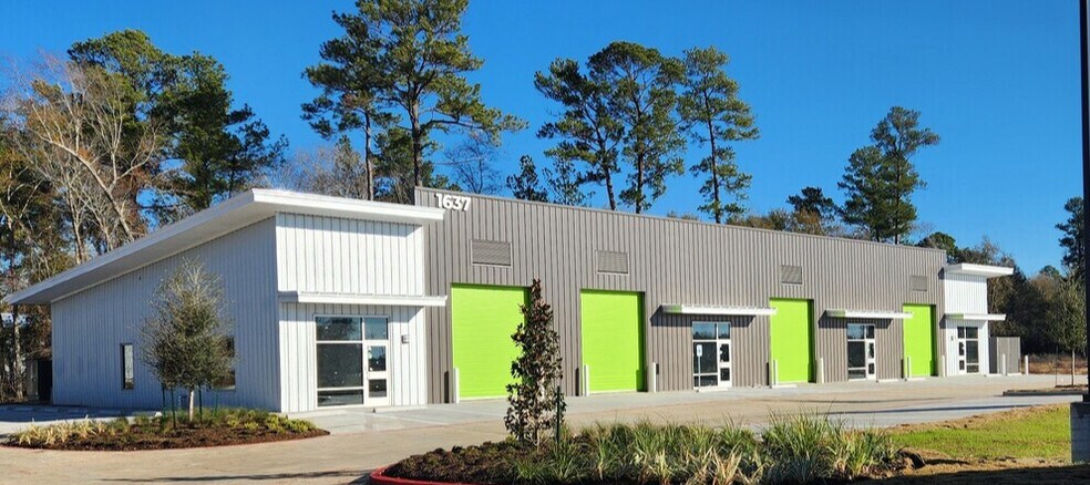 1601 N Loop 336 E, Conroe, TX for lease - Building Photo - Image 3 of 3