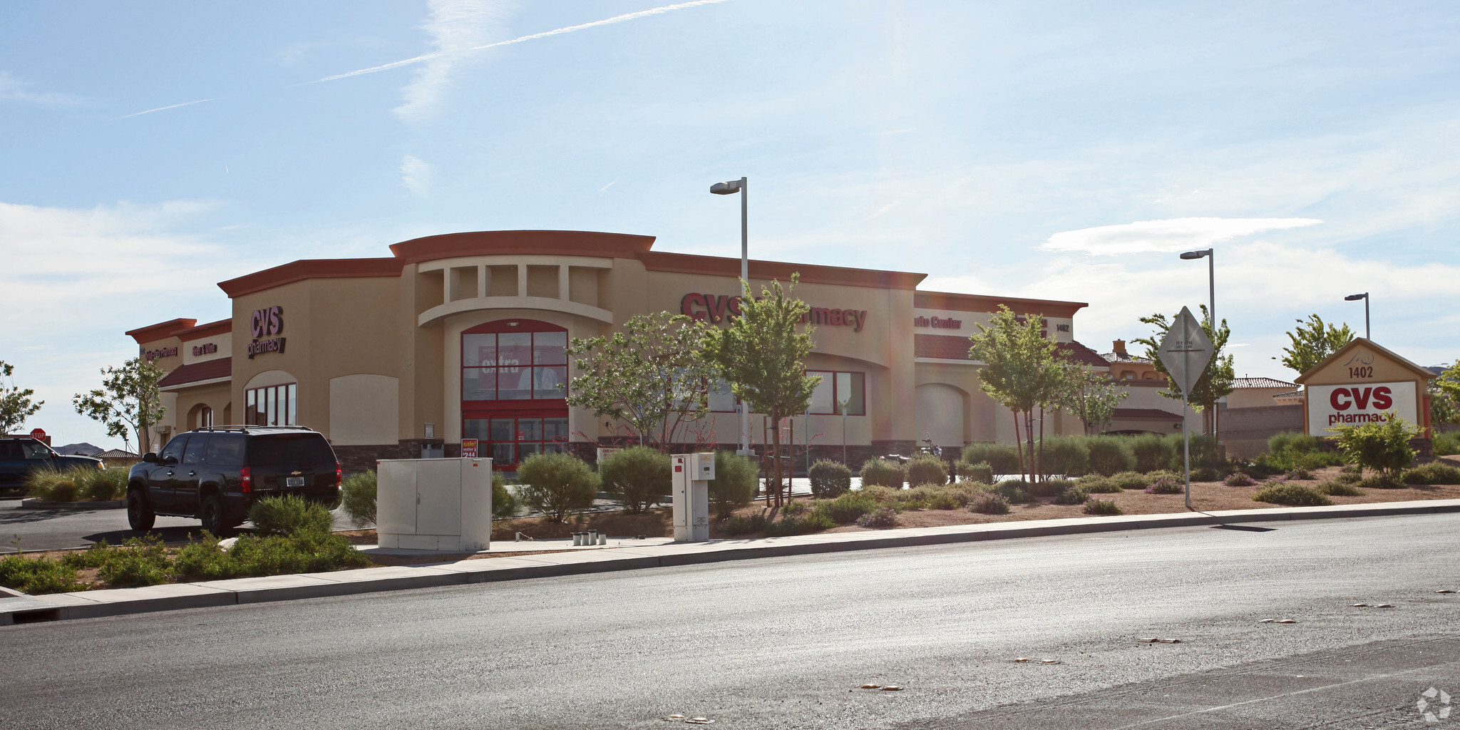 1402 E Lake Mead Pky, Henderson, NV for sale Primary Photo- Image 1 of 3