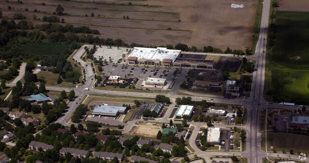 800 N Main St Outlot, Elburn, IL for lease - Aerial - Image 3 of 4