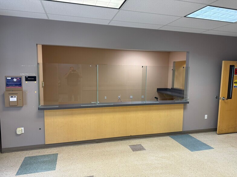 4231 S Pipkin Rd, Lakeland, FL à vendre - Photo du bâtiment - Image 2 de 10