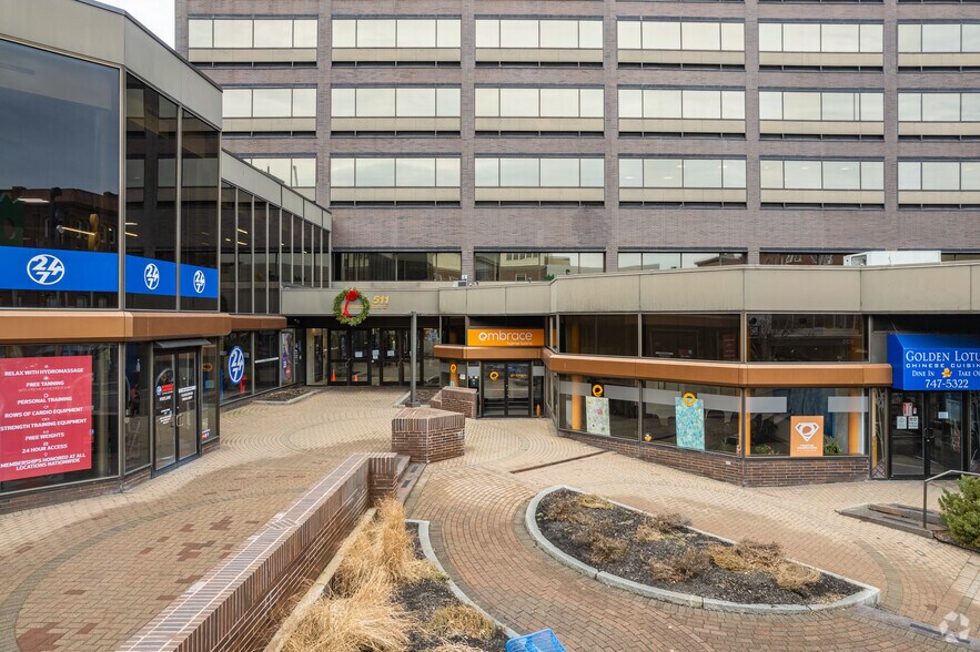 511 Congress St, Portland, ME à vendre - Photo du bâtiment - Image 2 de 15