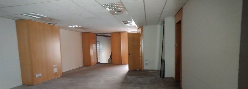 Retail in Oliva, Valencia for sale - Interior Photo - Image 3 of 36