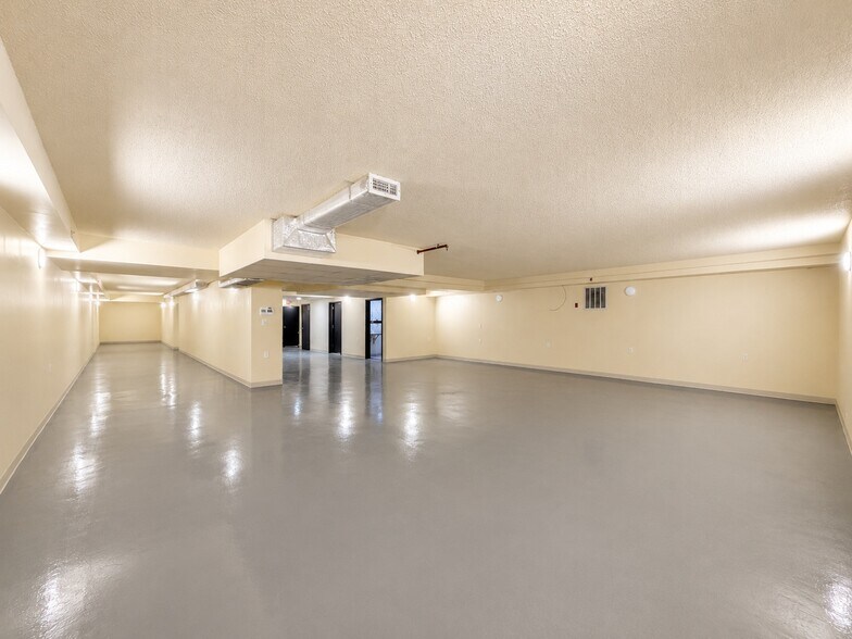 153-33 89th Ave, Queens, NY à louer - Photo du bâtiment - Image 3 de 9