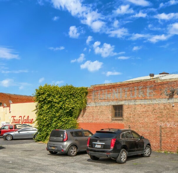 1141 S Pacific Ave, San Pedro, CA à louer - Photo du bâtiment - Image 3 de 5