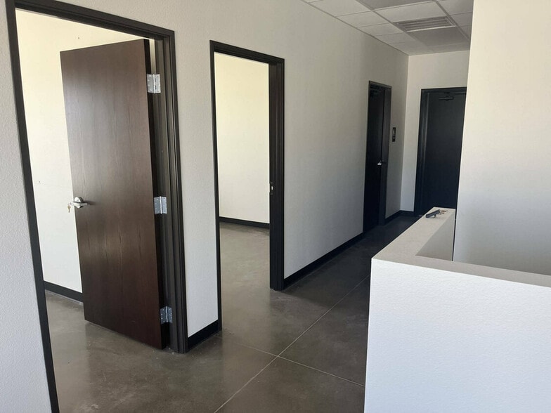 2516 Frog Horn Dr, Odessa, TX for lease - Building Photo - Image 3 of 6