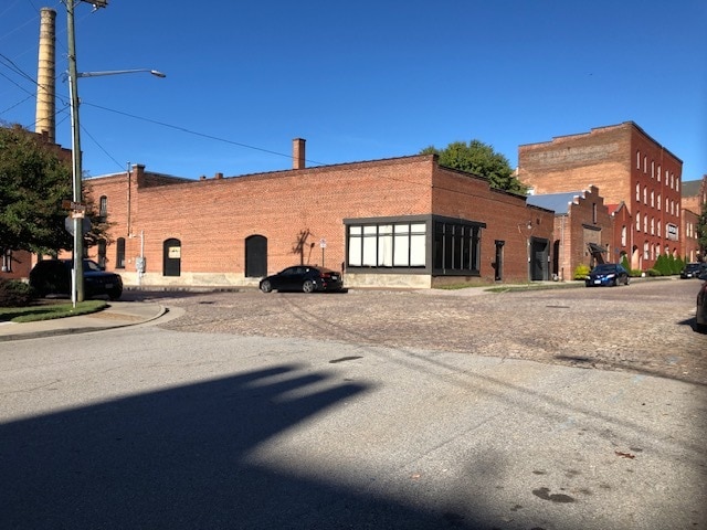 534 Bridge St, Danville, VA à louer - Photo du bâtiment - Image 3 de 5